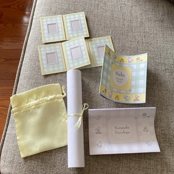 Baby Time Capsule Set - Cream - Picture 8 of 8